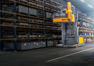 Kamioni s kupolom Jungheinrich EKX 516a
