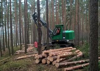 Šumski strojevi Kombajni Neuson Forest 104HV