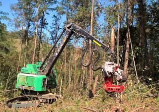Šumski strojevi Kombajni Neuson Forest 183HVT