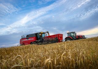 Kombajni Massey Ferguson Activa 7342