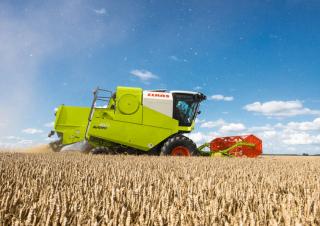 Kombajni Claas Avero 160