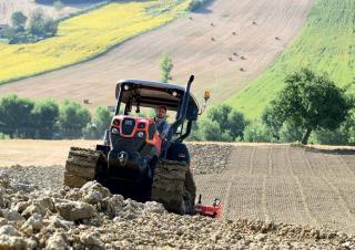 Kombajni DEUTZ-FAHR C 7205 Farmline