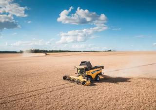 Kombajni New Holland CH7.70 ST5