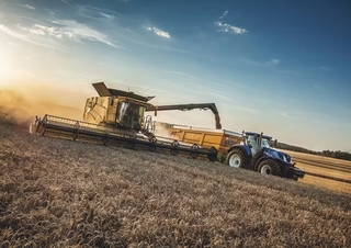 Kombajni New Holland CR9.90 12.5 