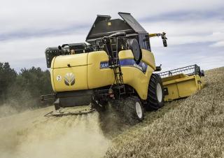 Kombajni New Holland CX5.90 Laterale 