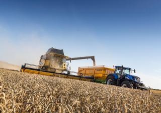 Kombajni New Holland CX7.90 