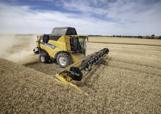 Kombajni New Holland CX8.90   