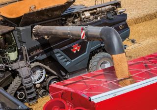 Kombajni Massey Ferguson Ideal 9 T