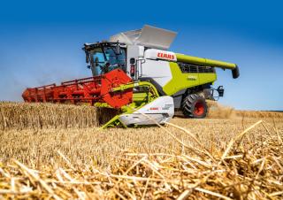 Kombajni Claas Lexion 6900 