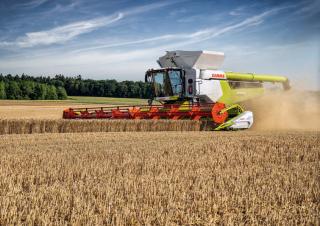 Kombajni Claas Lexion 8700