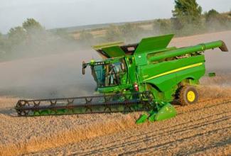 Kombajni John Deere S 690 HM