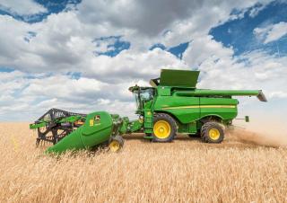Kombajni John Deere S760
