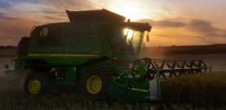 Kombajni John Deere T 660
