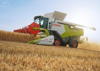 Kombajni Claas Trion 750 Terra Trac   