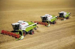 Kombajni Claas Tucano 450