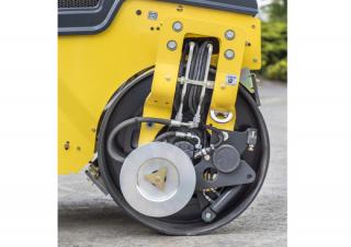 Valjci Kombinirani valjci Bomag BW 100 AC-5