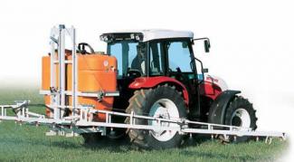 Vozila Kompaktni pomoćni traktori Steyr 4095 Kompakt Basis