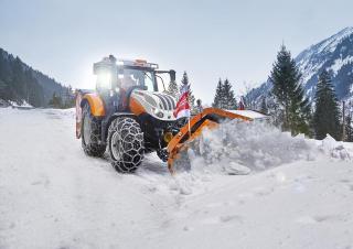 Vozila Kompaktni pomoćni traktori Steyr 6140 Profi Classic Basis