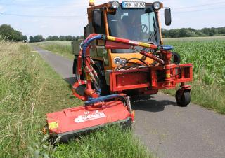 Oprema za ljetno održavanje Kosilice za nagib Dücker UNA 200 TMK 13