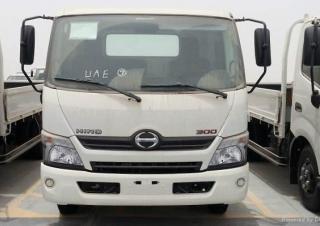 Kamioni Krute šasije Hino 300 DUTRO TURBO 4x2
