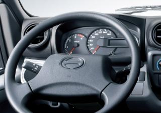 Kamioni Krute šasije Hino 300 DUTRO TURBO 4x2