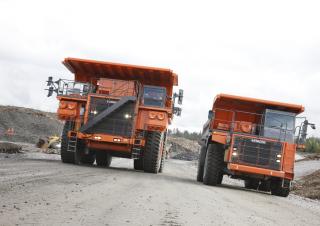 Kruti kiperi kamioni Hitachi EH3500ACII