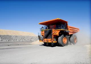 Kruti kiperi kamioni Hitachi EH4000ACII