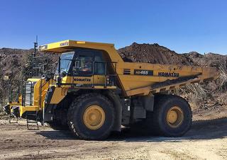 Kruti kiperi kamioni Komatsu HD465-8E0