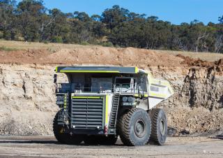 Kruti kiperi kamioni Liebherr T 284