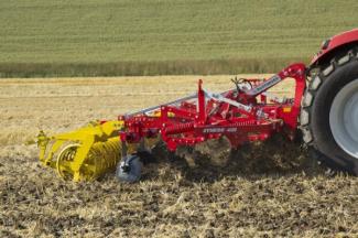 Kultivatori Pöttinger Synkro 4020 K