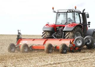 Malčeri Kuhn BC 4000 
