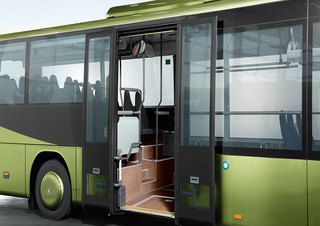 Autobusi i kabine Međugradski autobusi Setra S 415 UL