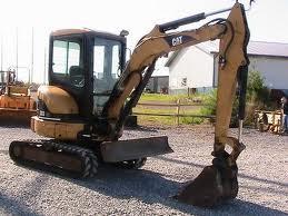 Mini bageri Caterpillar 303 C R