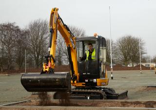 Mini bageri JCB 8026 CTS