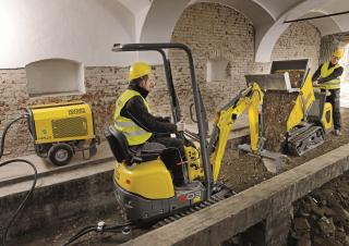 Mini bageri Wacker Neuson 803