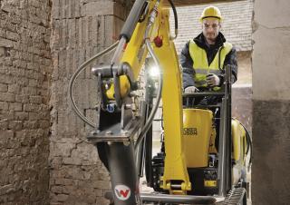 Mini bageri Wacker Neuson 803
