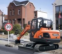 Bageri na kotačima Doosan DX 55