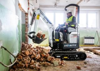 Mini bageri Bobcat E10e