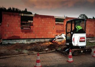 Mini bageri Bobcat E20Z