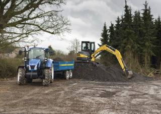 Mini bageri New Holland E50B SR