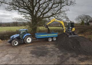 Mini bageri New Holland E50B SR