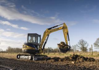 Mini bageri New Holland E50B SR