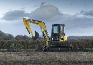 Mini bageri New Holland E50B SR
