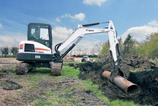 Mini bageri Bobcat E55