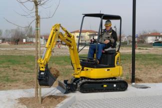 Mini bageri Komatsu PC18MR-2