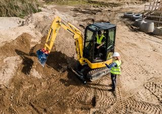 Mini bageri Komatsu PC26MR-5