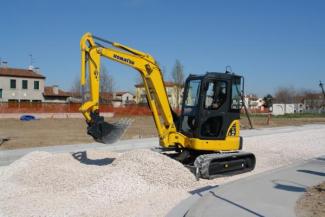 Mini bageri Komatsu PC45MR-3
