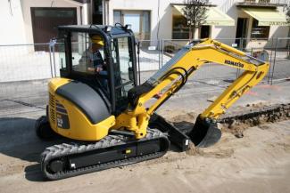 Mini bageri Komatsu PC55MR-3