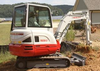 Mini bageri Takeuchi TB 235-2