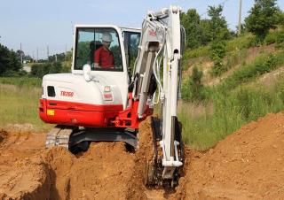 Mini bageri Takeuchi TB 260